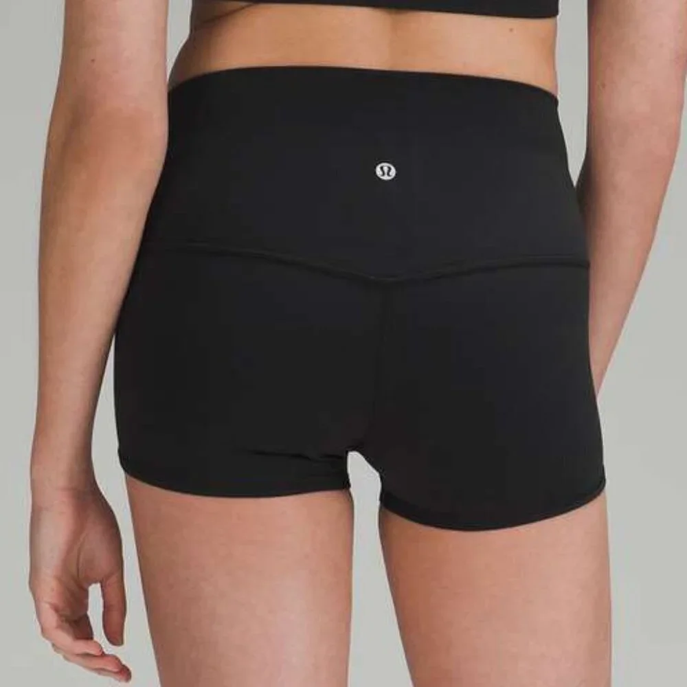NWT Lululemon Align High-Rise Short 2" - 4 Black - Picture 2 of 8